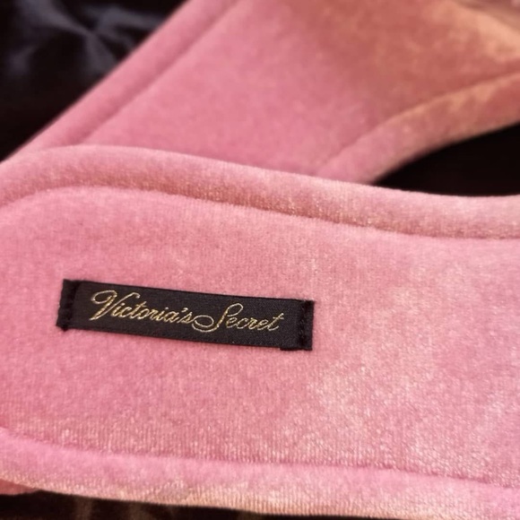 Victoria's Secret Pink Sandals with Rhinestones - Picture 4 of 5